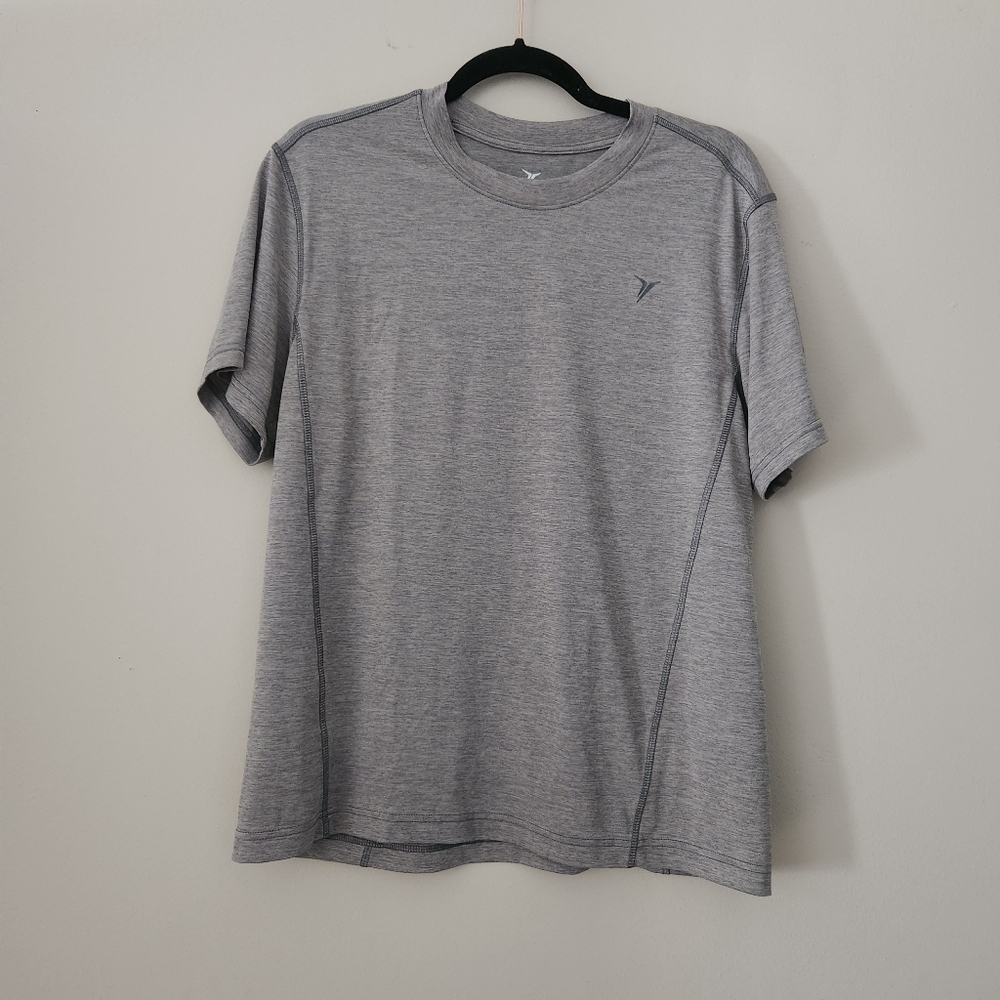 Old Navy Gray Short Sleeve Tee Activewear Size Medium Mens Athletic